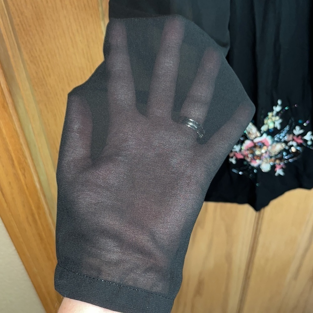 Ameri Mode black embroidered floral pattern strap… - image 10